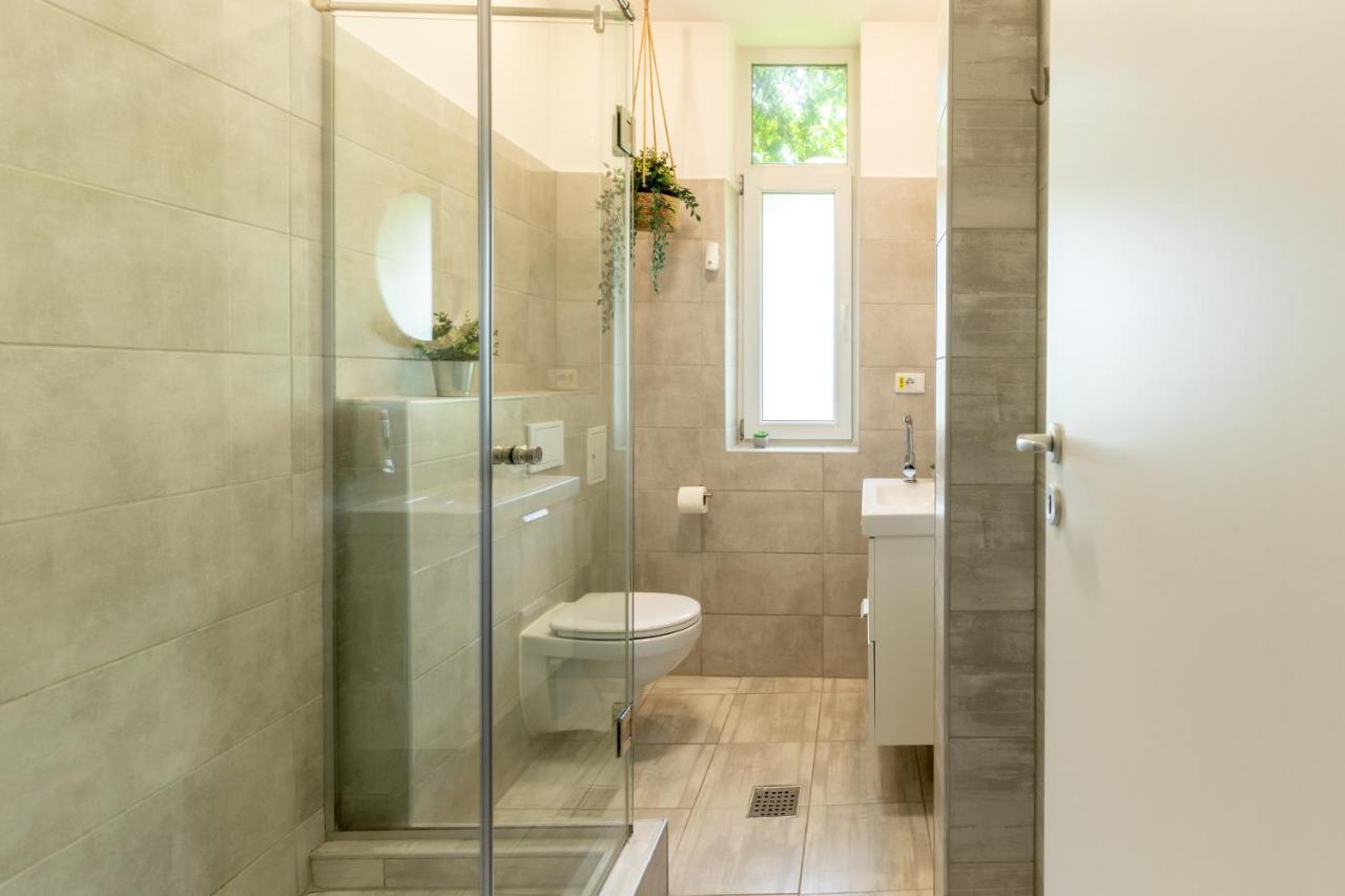 Ideal Stay: Spacious 2Br Apt Near Calea Victoriei ブカレスト エクステリア 写真