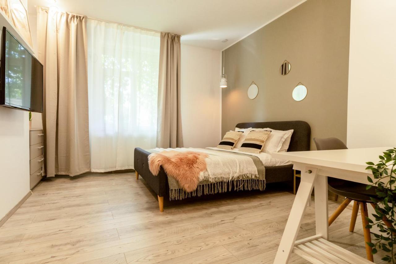Ideal Stay: Spacious 2Br Apt Near Calea Victoriei ブカレスト エクステリア 写真