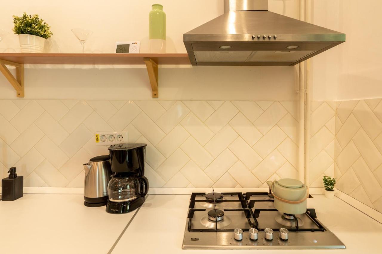 Ideal Stay: Spacious 2Br Apt Near Calea Victoriei ブカレスト エクステリア 写真